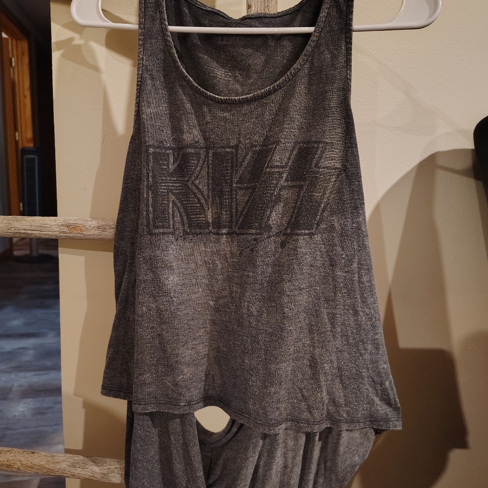 Kiss Gray Tank Top